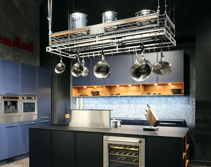 Кованый патрак Lozard Кованый патрак изготовленный фабрикой Lozard